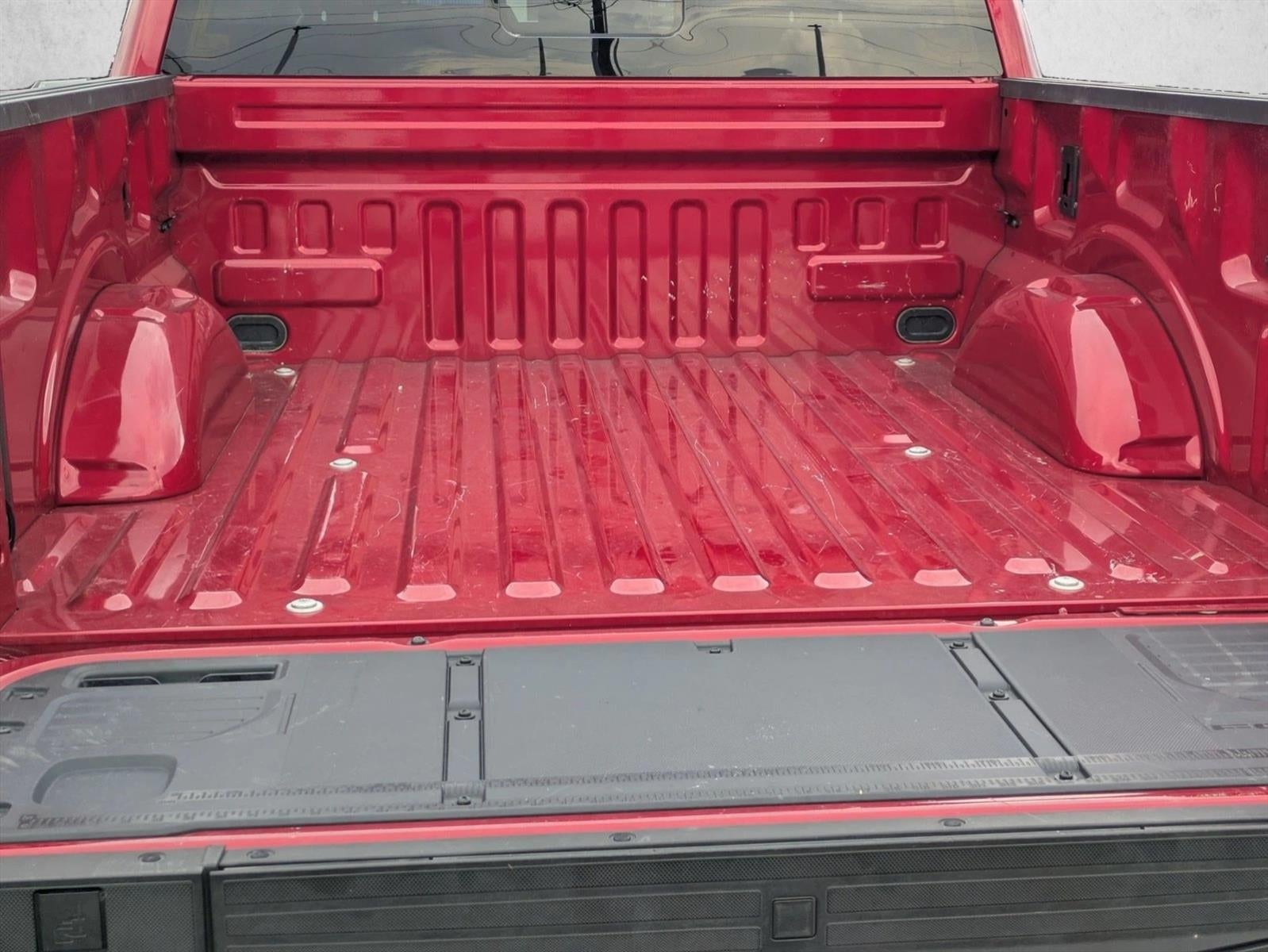 2022 Ford F-150 LARIAT 4WD SuperCrew 5.5' Box