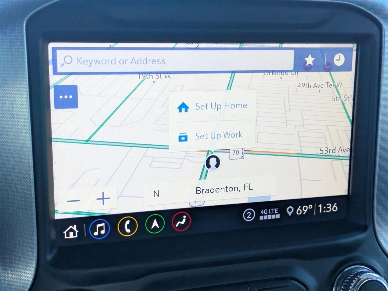 2020 GMC Sierra 1500 Crew Cab Short Box 2-Wheel Drive SLT