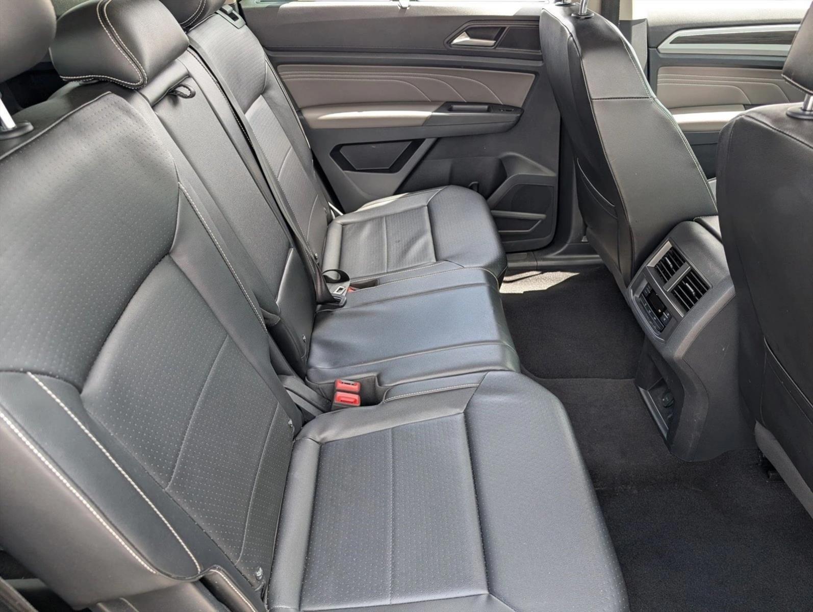 2022 Volkswagen Atlas 2.0T SE FWD