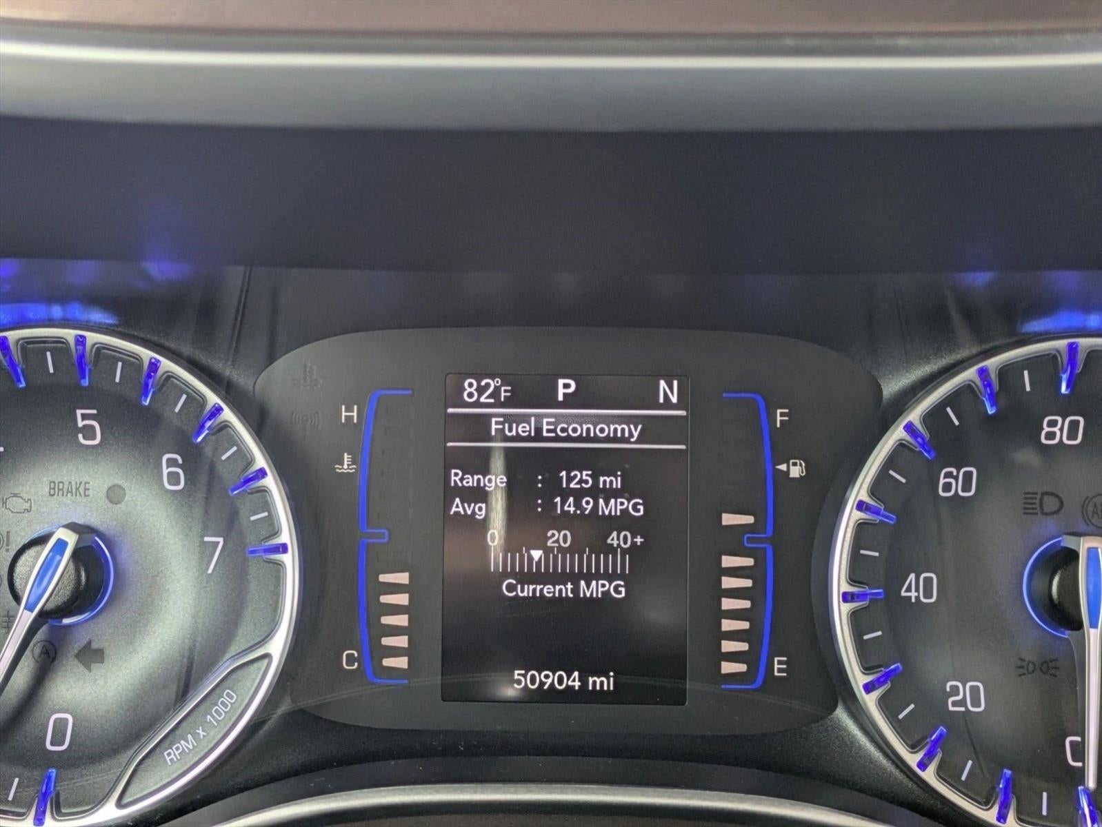 2022 Chrysler Voyager LX FWD