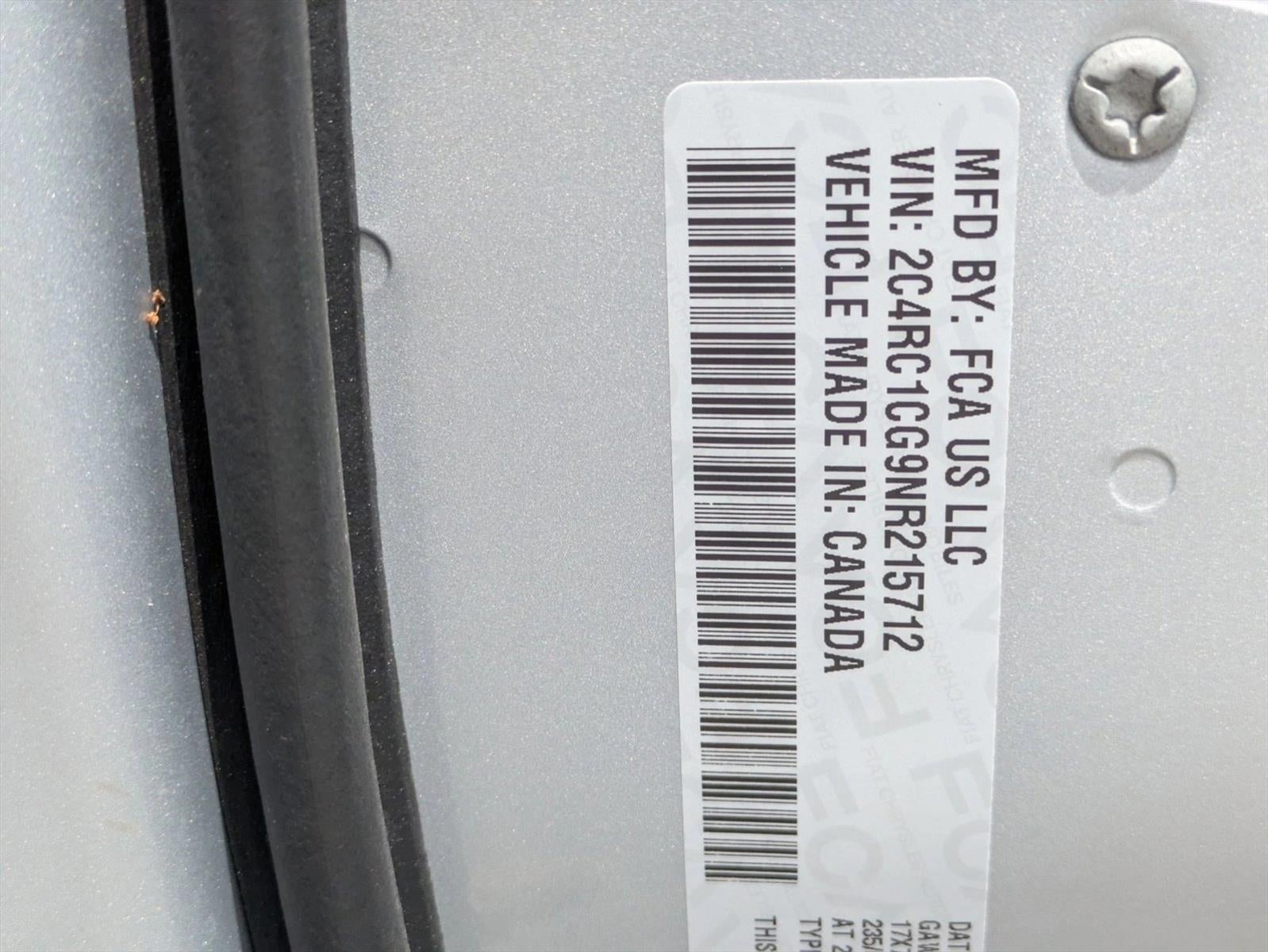 2022 Chrysler Voyager LX FWD