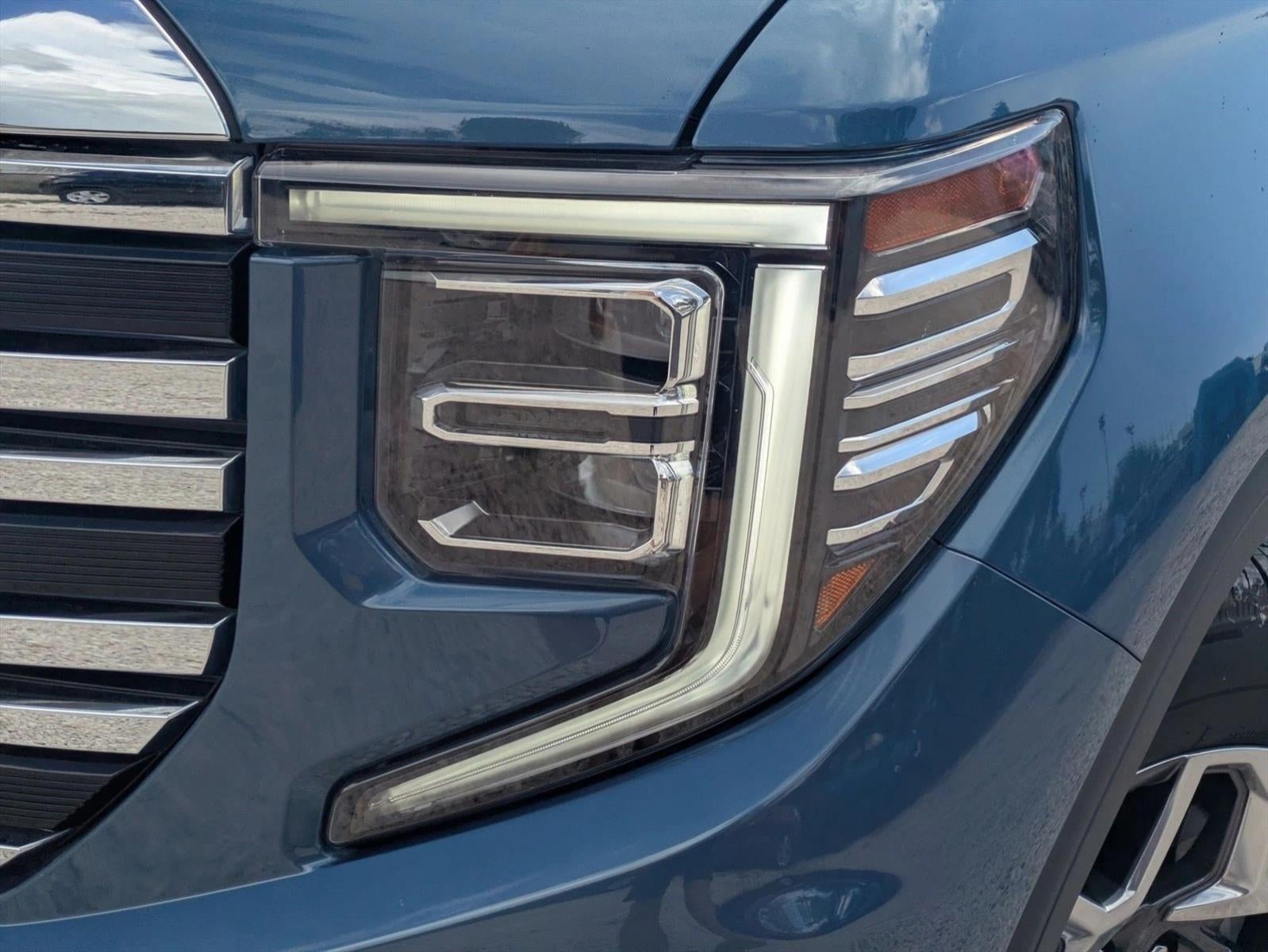 2024 GMC Sierra 1500 Crew Cab Short Box 2-Wheel Drive SLT