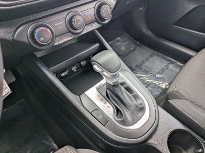 2024 Kia Forte LXS IVT