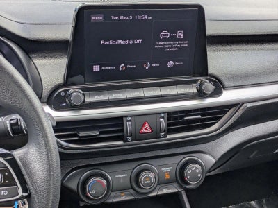 2024 Kia Forte LXS IVT