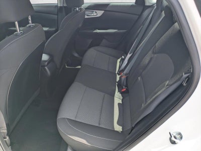 2024 Kia Forte LXS IVT