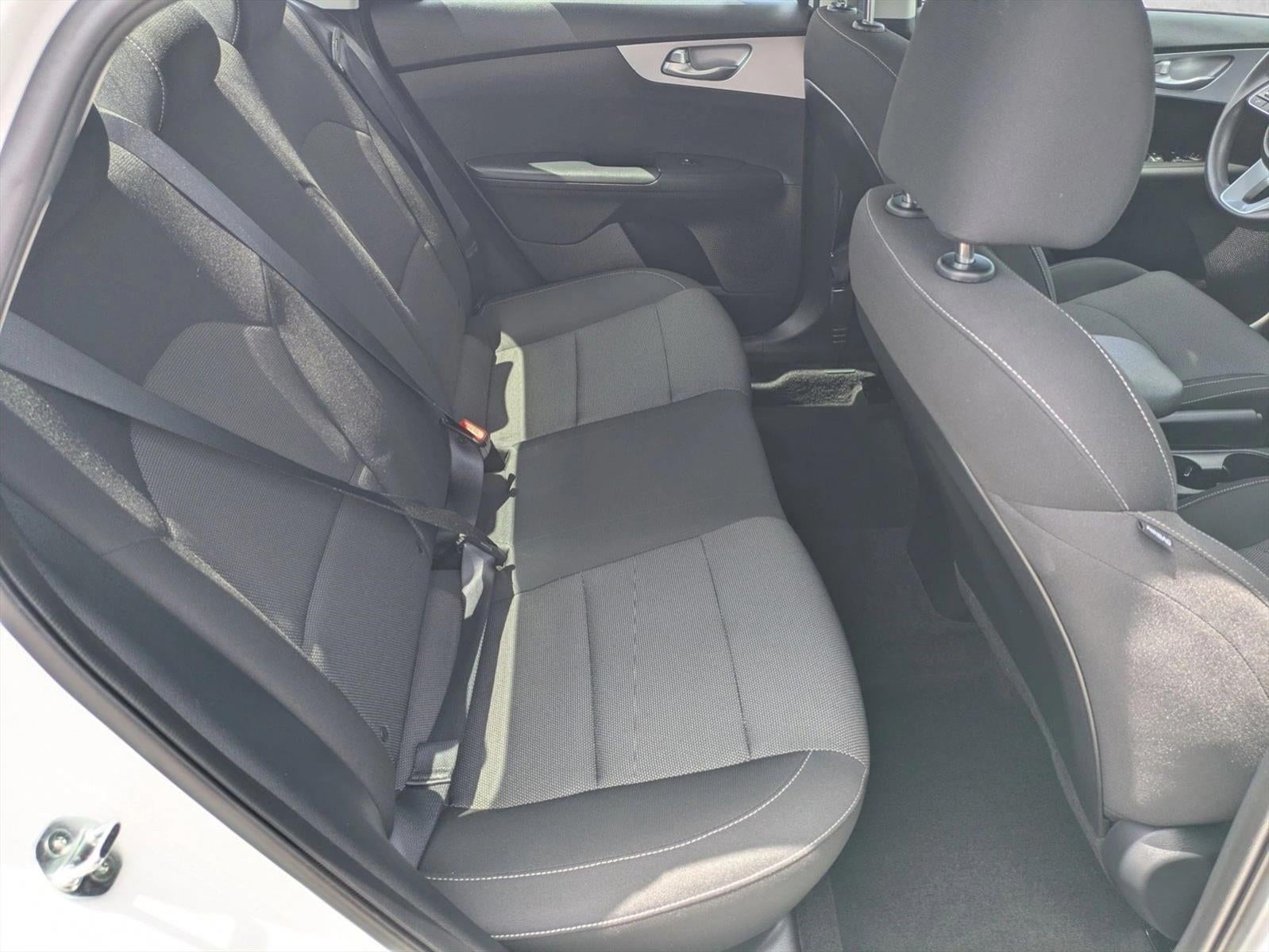2024 Kia Forte LXS IVT