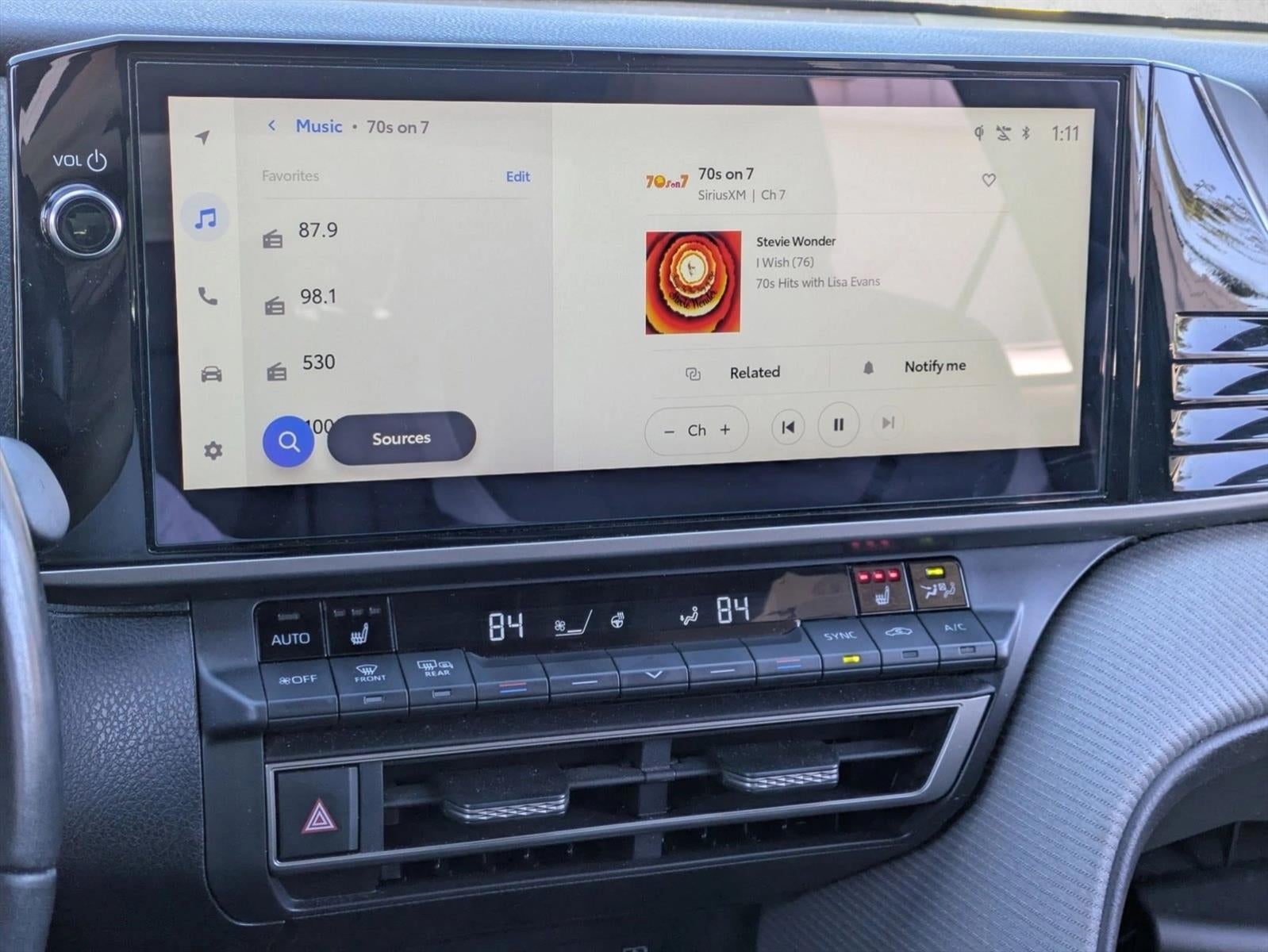 2025 Toyota Camry SE (Natl)