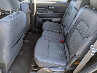 2022 Nissan Pathfinder SV 2WD