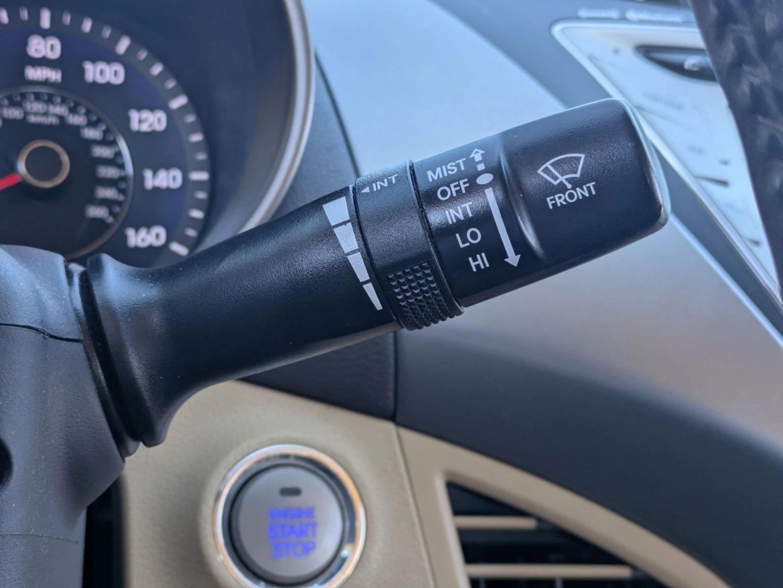 2013 Hyundai ELANTRA 4dr Sdn Auto Limited