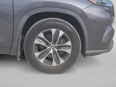 2021 Toyota Highlander XLE AWD (Natl)