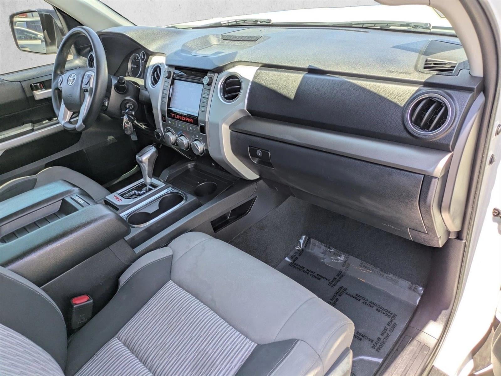 2017 Toyota Tundra 4WD 4WD SR5 Double Cab 6.5' Bed 5.7L (Natl)