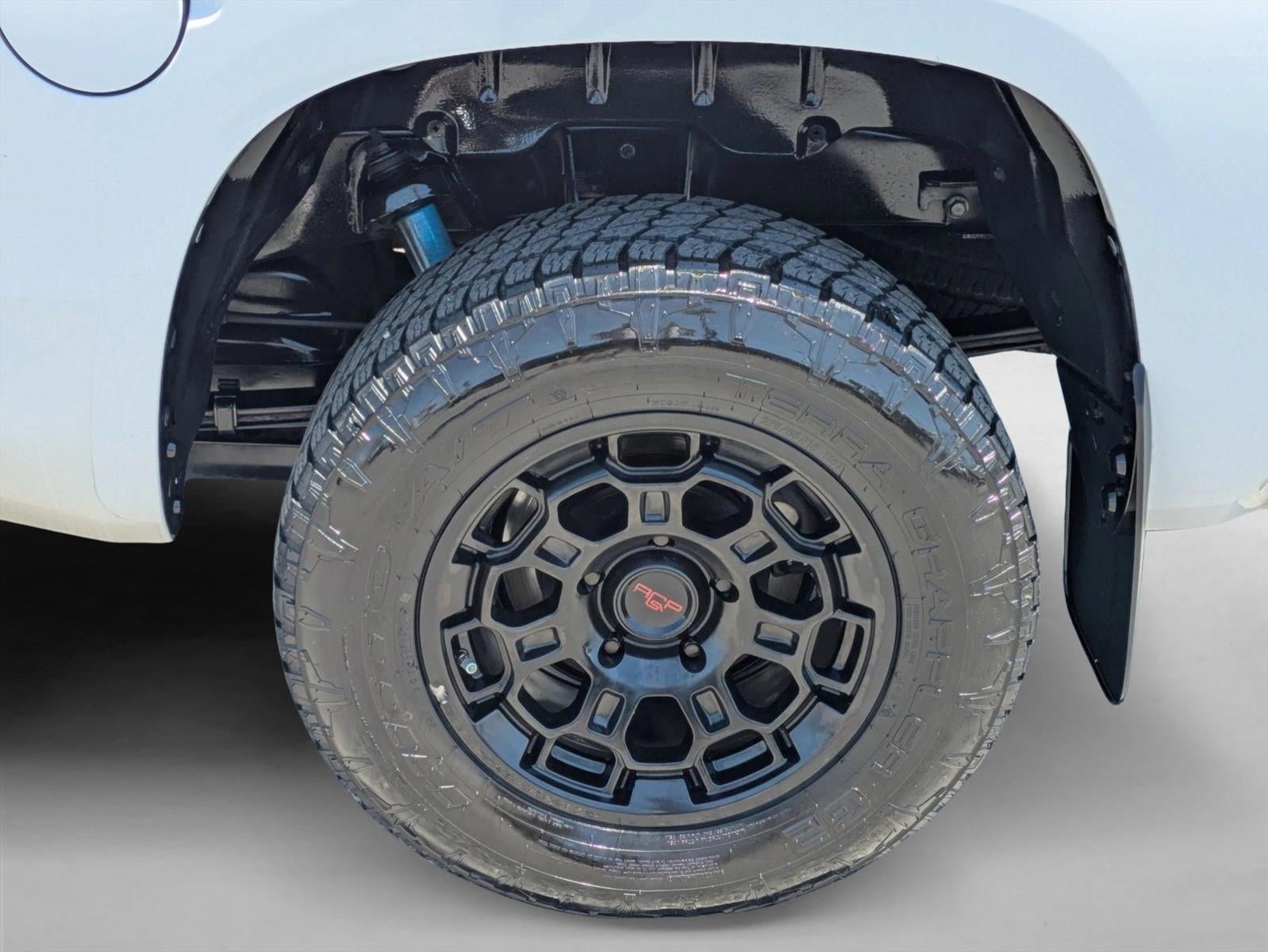 2017 Toyota Tundra 4WD 4WD SR5 Double Cab 6.5' Bed 5.7L (Natl)