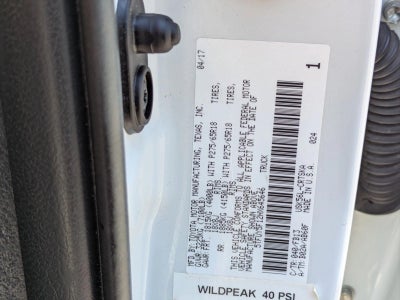 2017 Toyota Tundra 4WD 4WD SR5 Double Cab 6.5' Bed 5.7L (Natl)