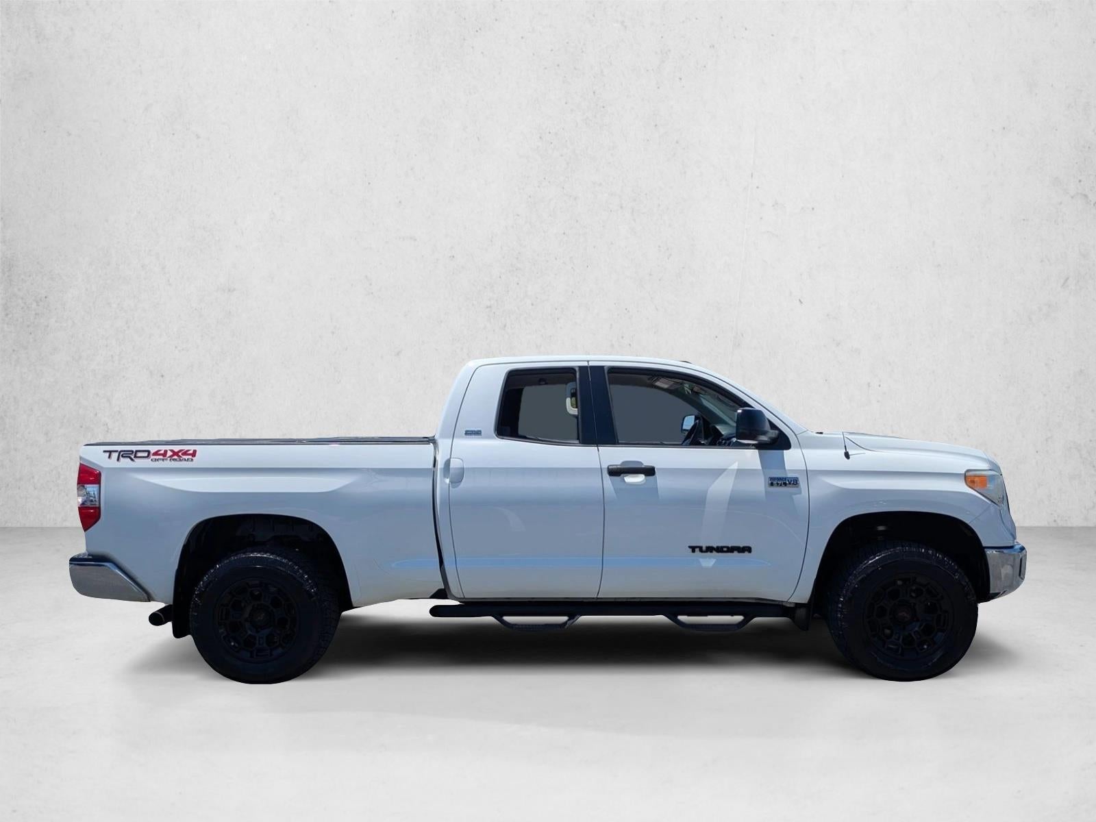 2017 Toyota Tundra 4WD 4WD SR5 Double Cab 6.5' Bed 5.7L (Natl)