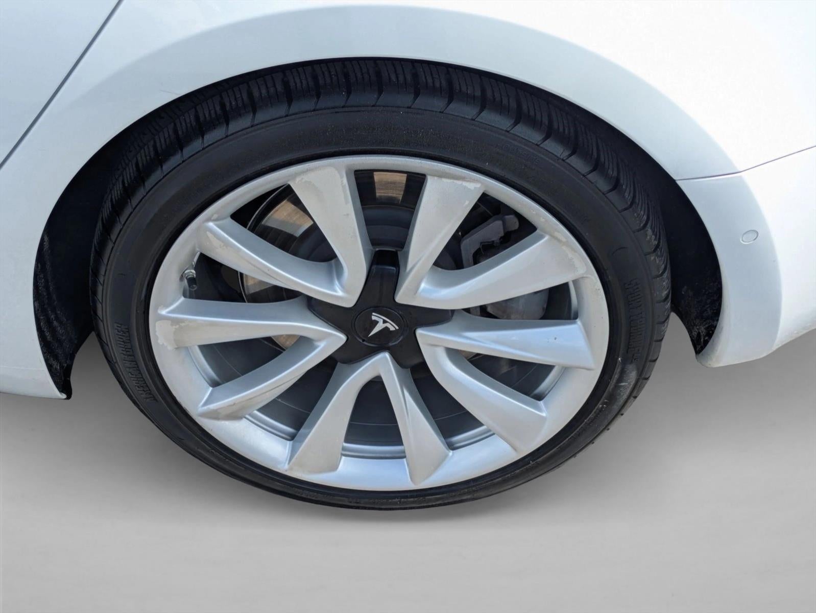 2020 Tesla Model 3 Standard Range Plus RWD