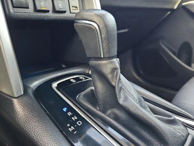 2022 Toyota Corolla Cross XLE 2WD (Natl)