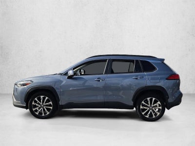 2022 Toyota Corolla Cross XLE 2WD (Natl)