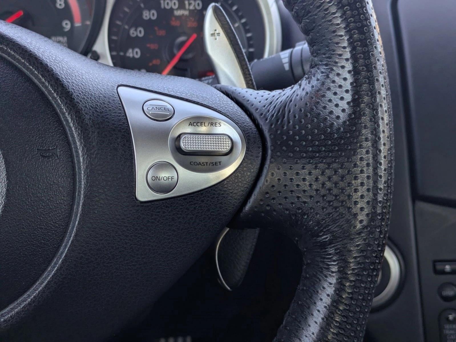 2010 Nissan 370Z 2dr Roadster Auto Touring