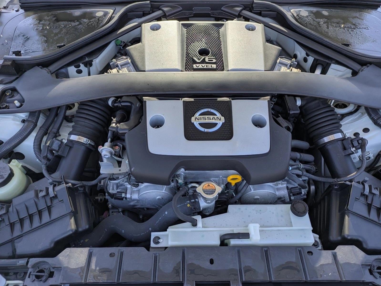 2010 Nissan 370Z 2dr Roadster Auto Touring