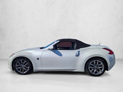 2010 Nissan 370Z 2dr Roadster Auto Touring