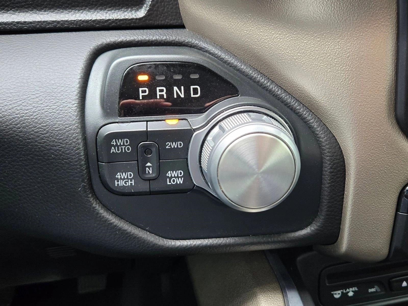 2019 RAM 1500 Laramie 4x4 Crew Cab 5'7" Box