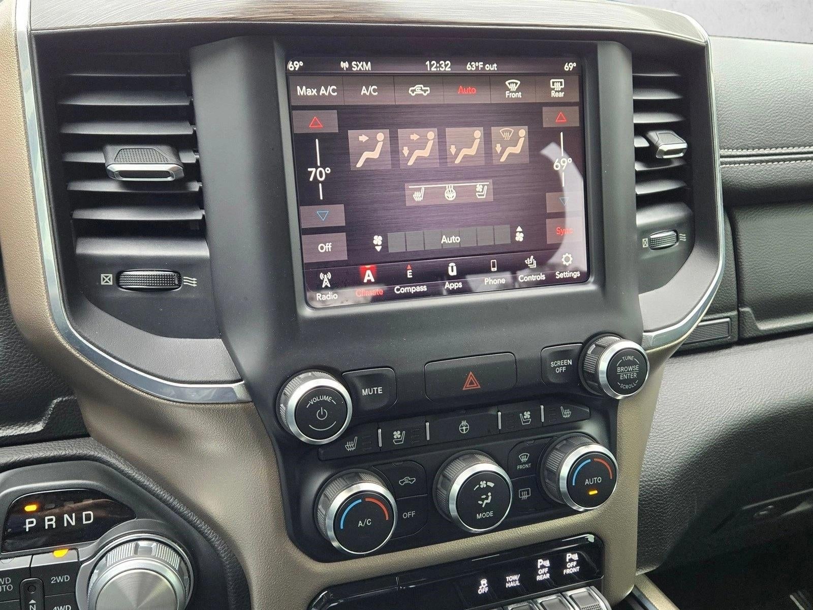 2019 RAM 1500 Laramie 4x4 Crew Cab 5'7" Box