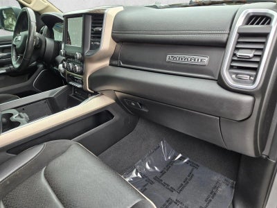 2019 RAM 1500 Laramie 4x4 Crew Cab 5'7" Box