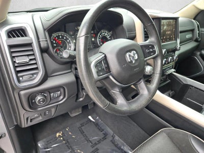 2019 RAM 1500 Laramie 4x4 Crew Cab 5'7" Box