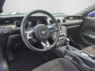 2016 Ford Mustang 2dr Fastback V6