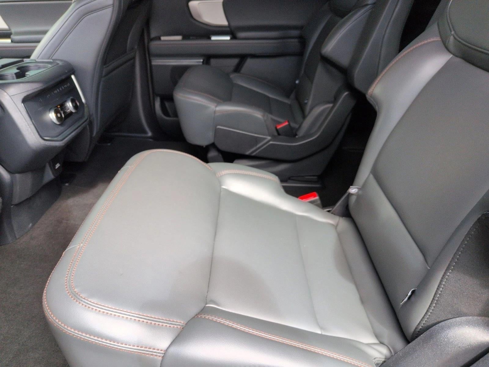 2025 Ford Expedition Max Active 4x4