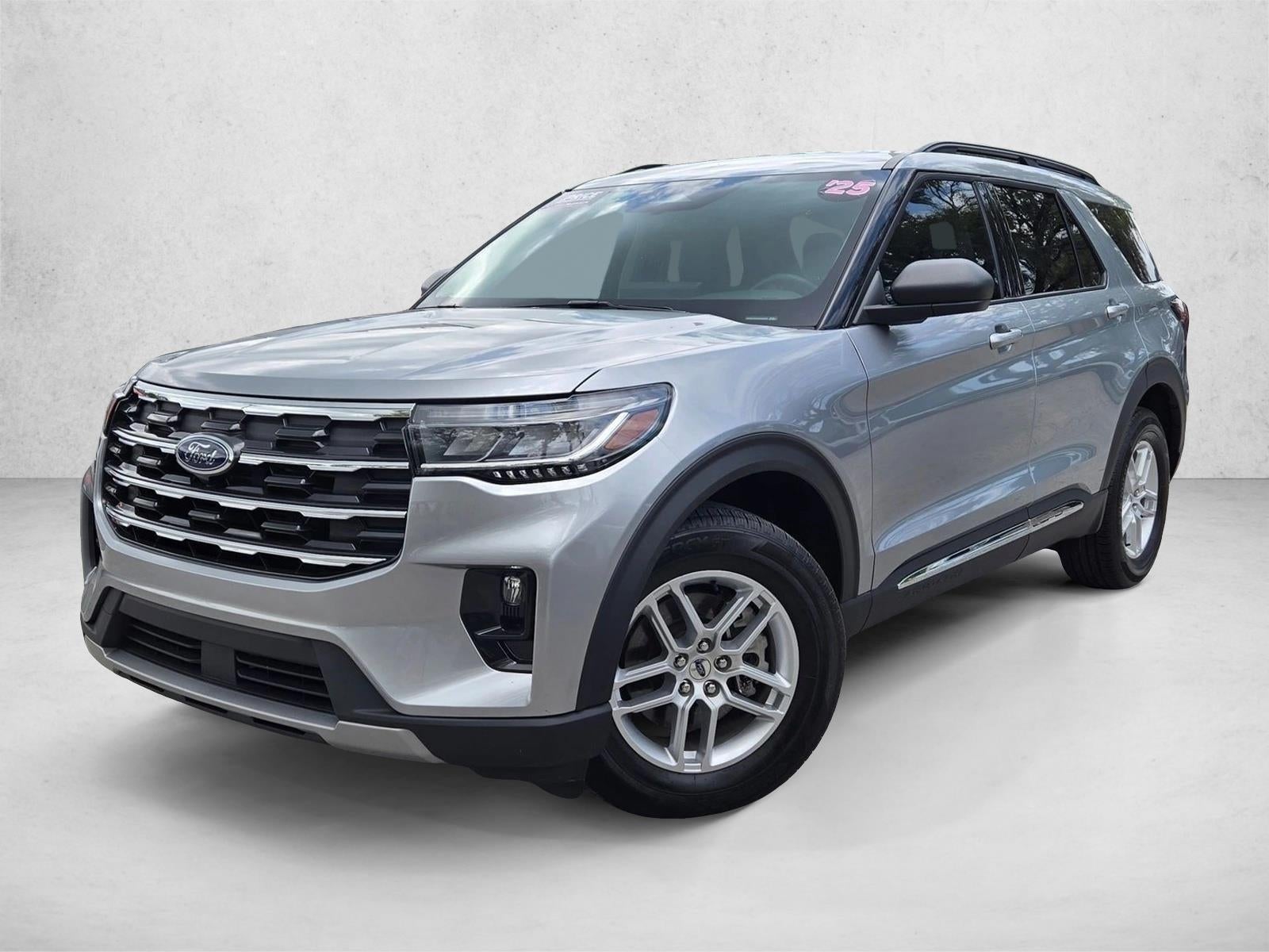 2025 Ford Explorer Active RWD