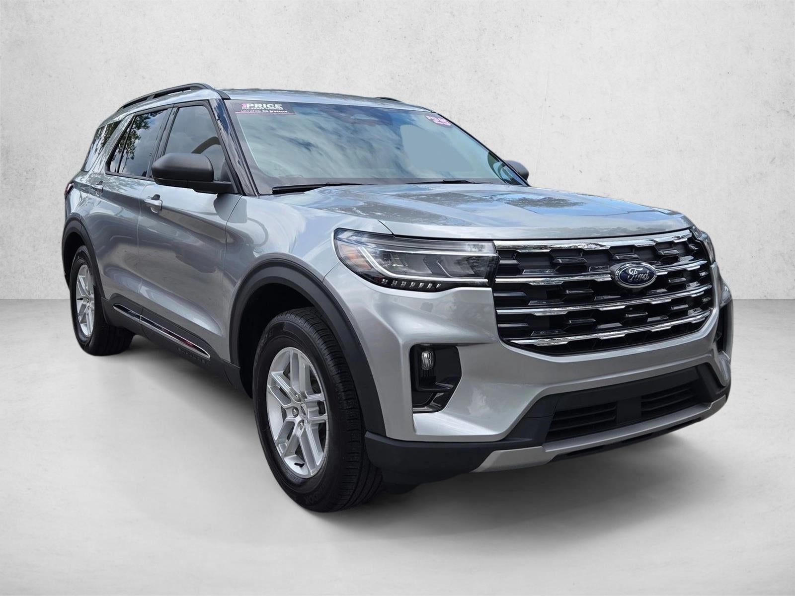 2025 Ford Explorer Active RWD