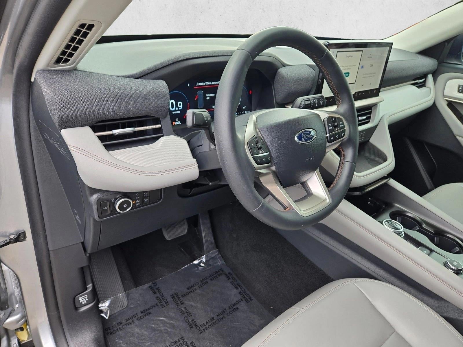 2025 Ford Explorer Active RWD