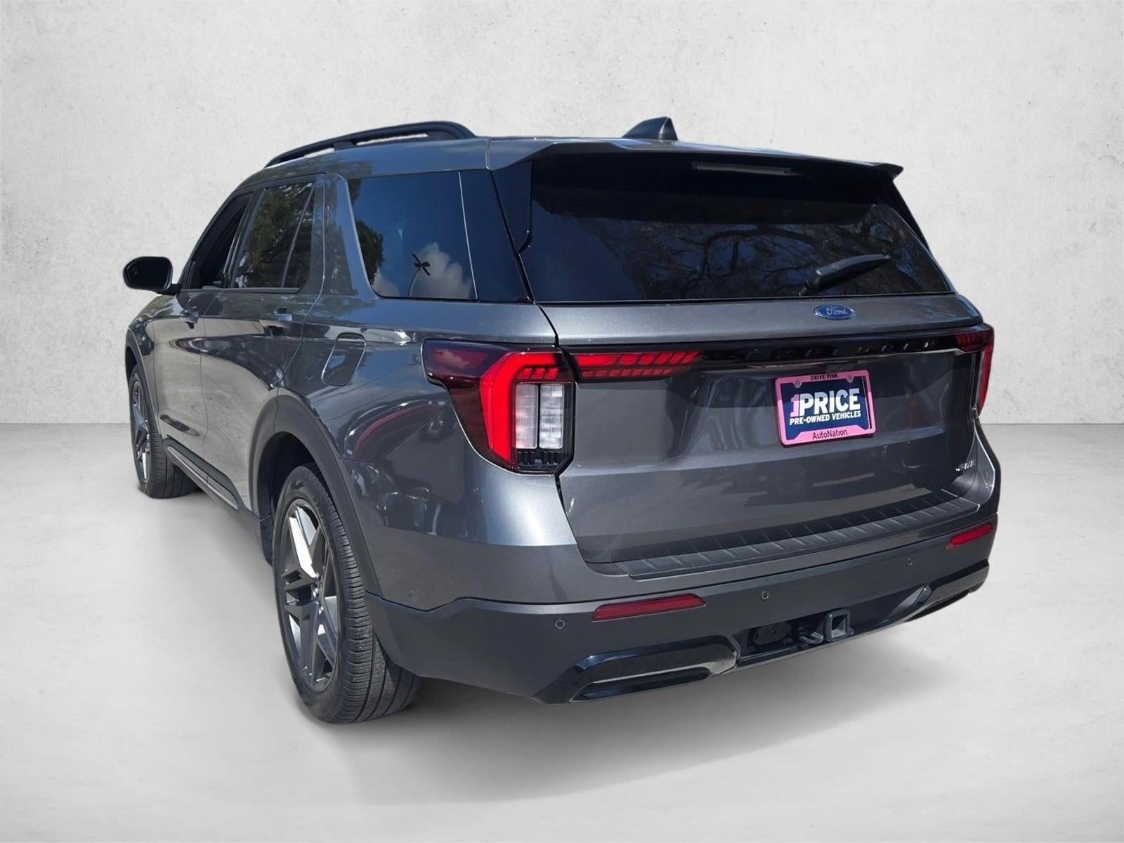 2025 Ford Explorer ST-Line 4WD