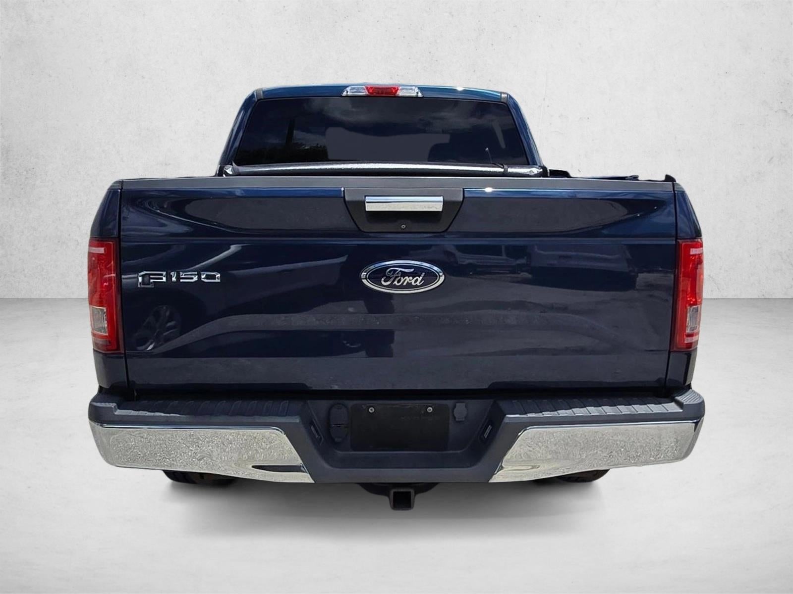2015 Ford F-150 2WD SuperCrew 5-1/2 Ft Box XLT