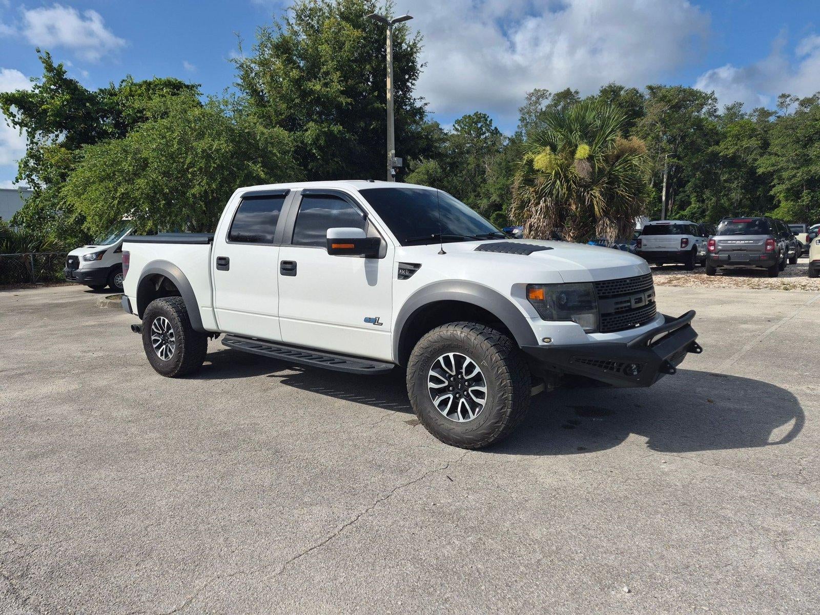 2014 Ford F-150 4WD SuperCrew 5-1/2 Ft Box SVT Raptor