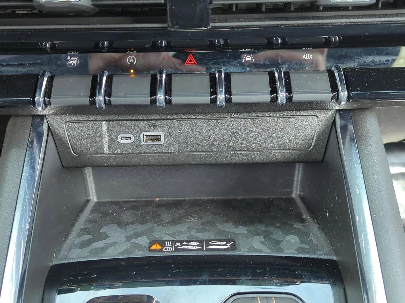 2024 GMC Canyon Crew Cab Short Box 4-Wheel Drive AT4
