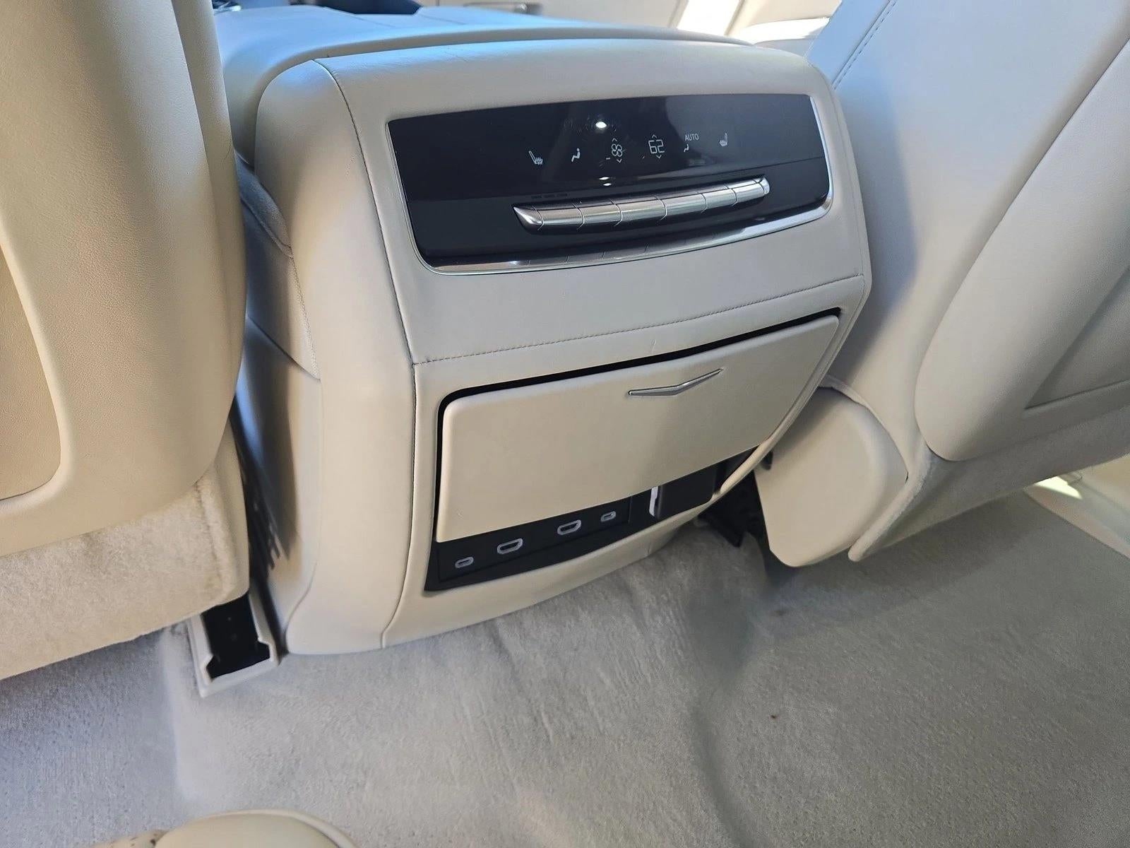 2023 Cadillac Escalade ESV 4WD Sport Platinum