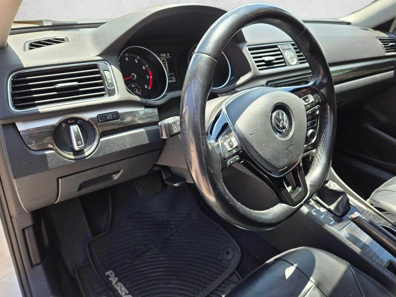 2016 Volkswagen Passat 4dr Sdn 1.8T Auto SE