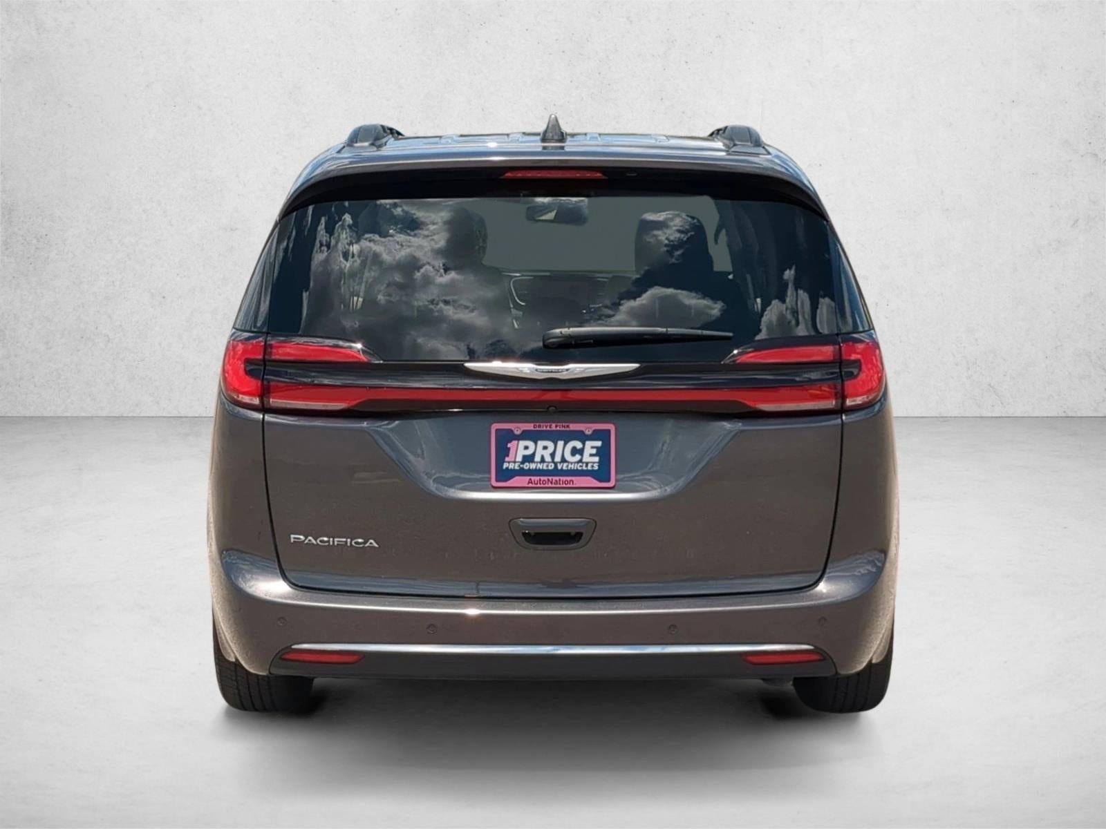 2022 Chrysler Pacifica Touring L FWD