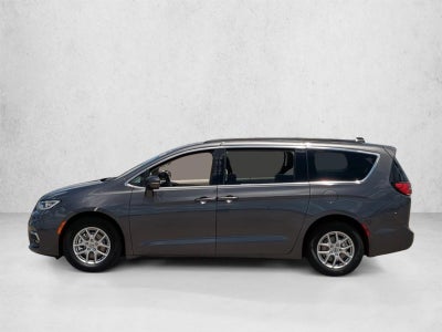 2022 Chrysler Pacifica Touring L FWD