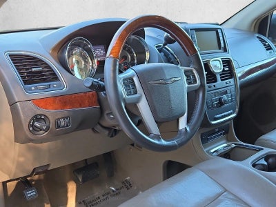 2013 Chrysler Town & Country 4dr Wgn Limited