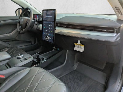 2022 Ford Mustang Mach-E Select RWD