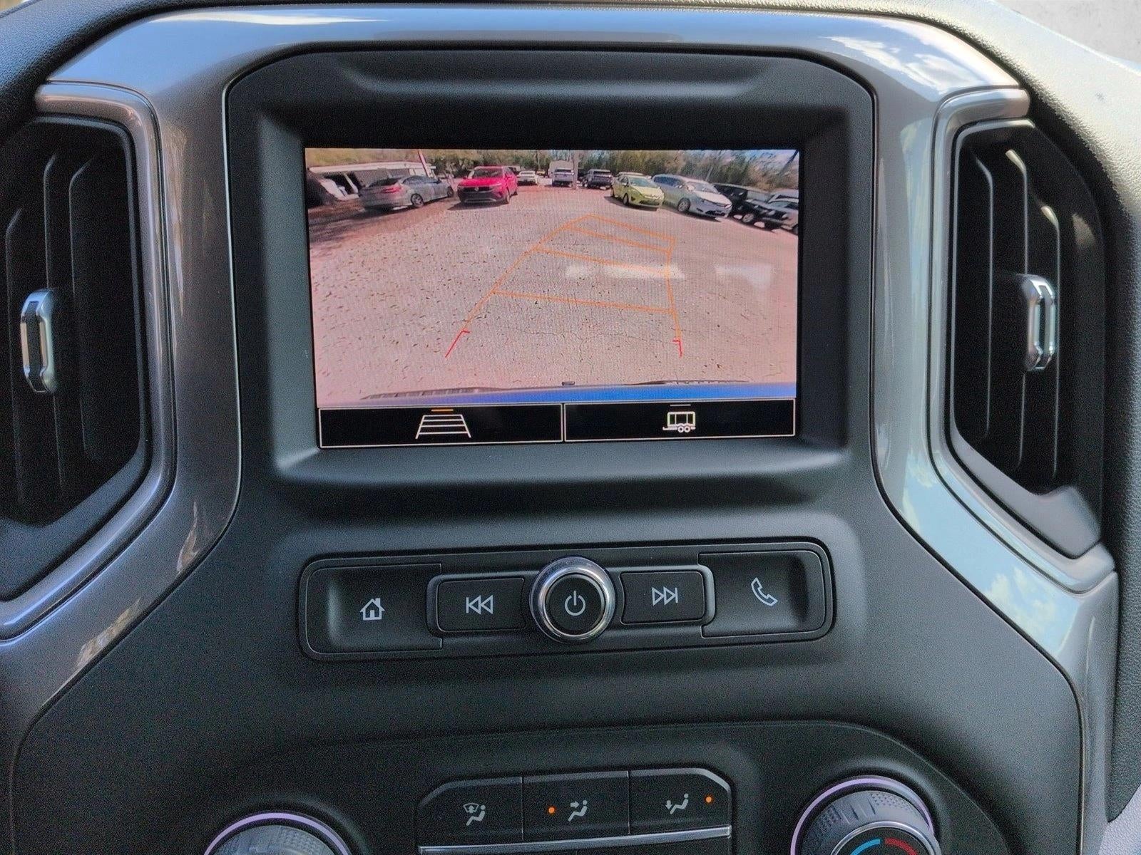 2022 Chevrolet Silverado 1500 Crew Cab Short Box 2-Wheel Drive Custom