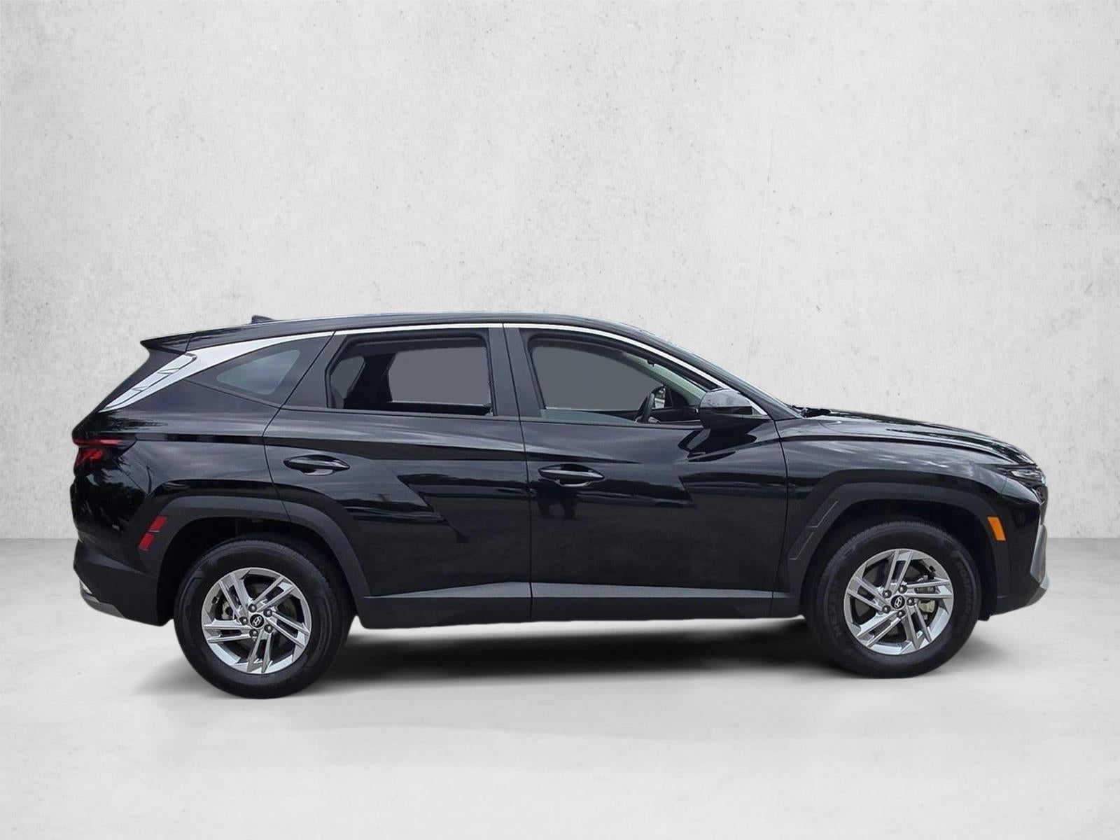 2025 Hyundai TUCSON SE AWD