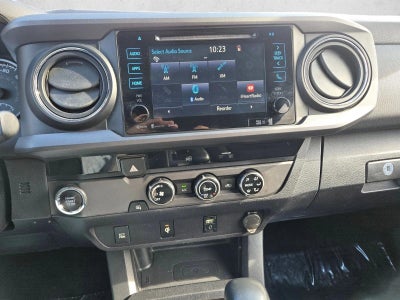 2017 Toyota Tacoma TRD Sport Double Cab 5' Bed V6 4x2 AT (Natl)