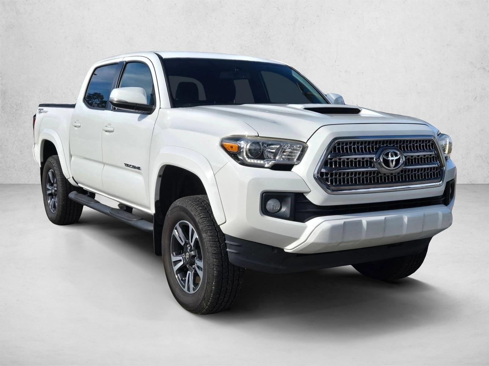 2017 Toyota Tacoma TRD Sport Double Cab 5' Bed V6 4x2 AT (Natl)
