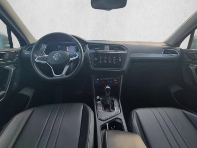 2022 Volkswagen Tiguan 2.0T SE FWD