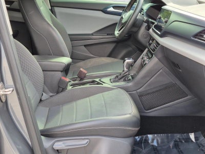 2023 Volkswagen Taos SE FWD