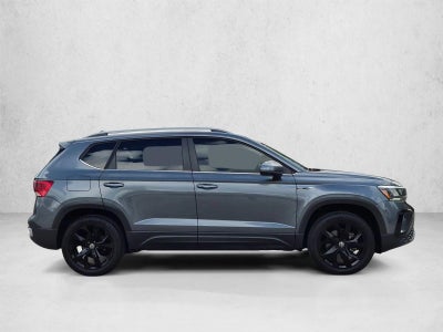 2023 Volkswagen Taos SE FWD